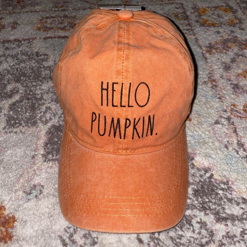 Rae Dunn Hello Pumpkin hat